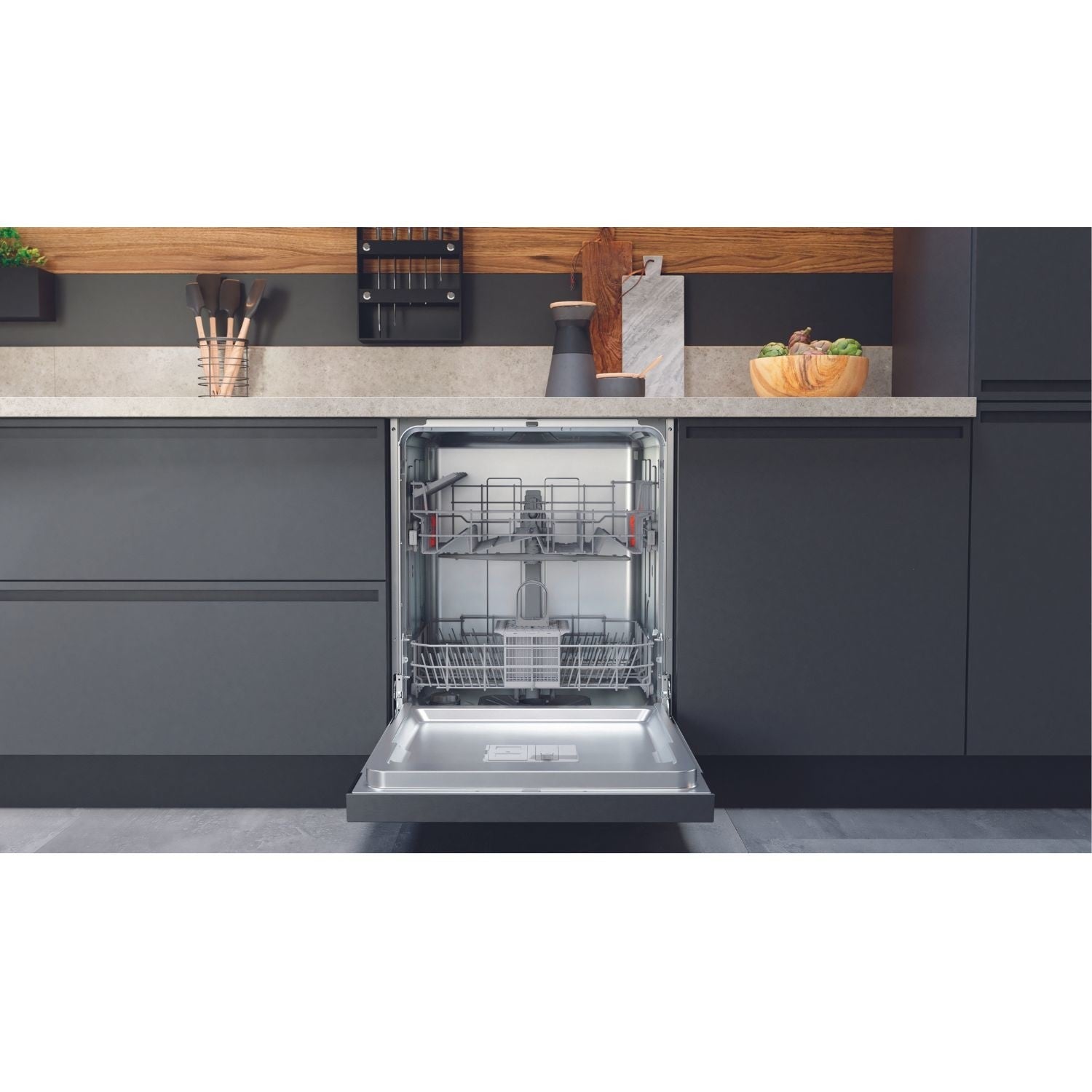 Hotpoint H3BL626XUK Semi-Integrated Dishwasher 14 Place Setting Inox