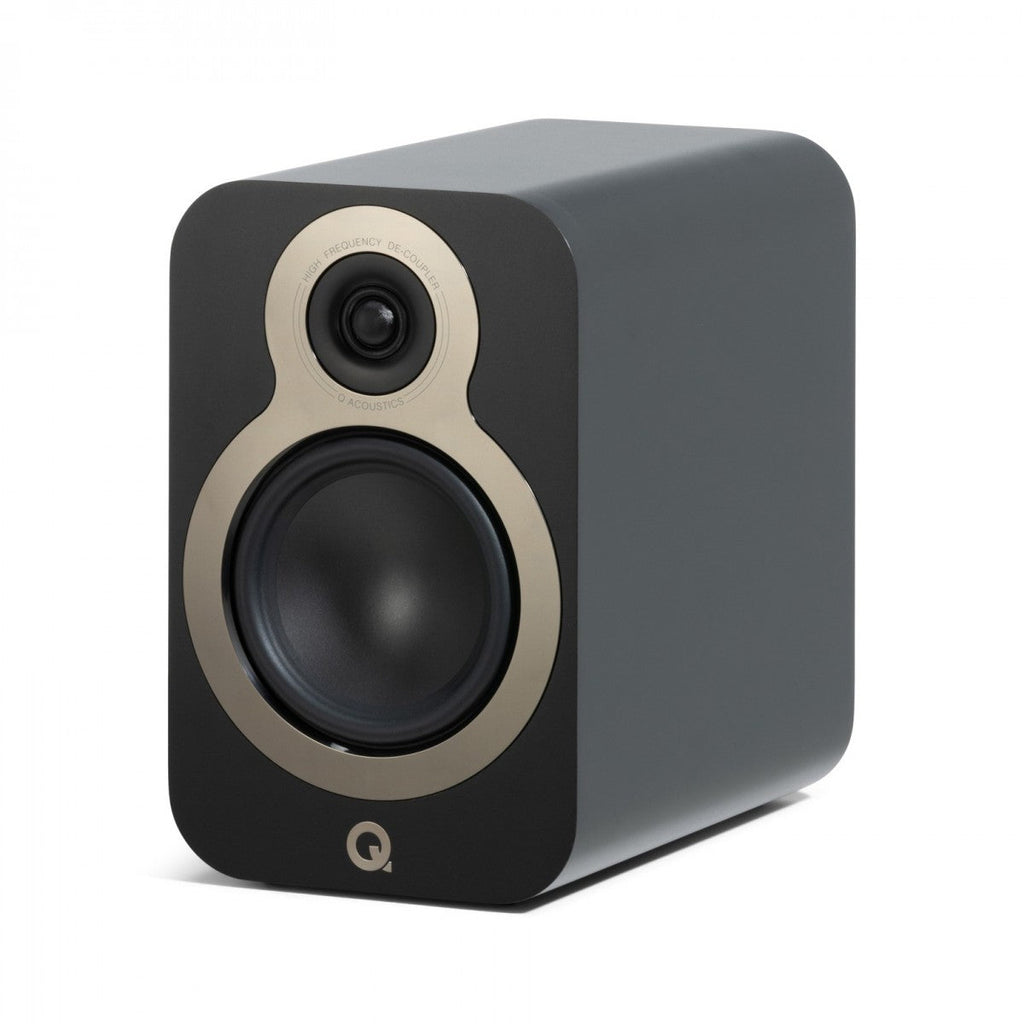 Musical Fidelity B1xi Integrated Amplifier with Q Acoustics 3020c Bookshelf Speakers Pair Black